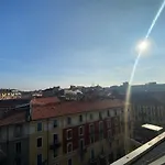 Porta Venezia, Monolocale Con Vista Sui Tetti