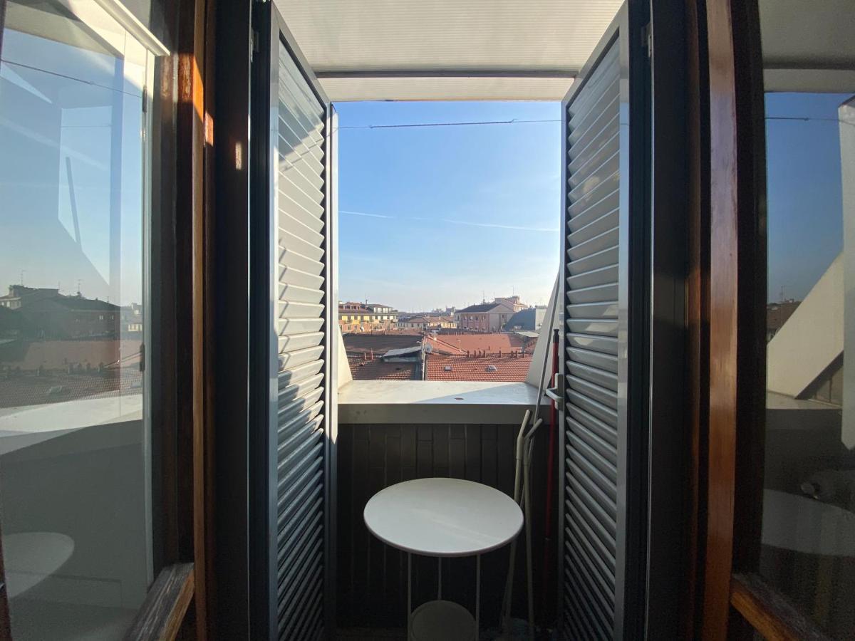 Porta Venezia, Monolocale Con Vista Sui Tetti * Mailand